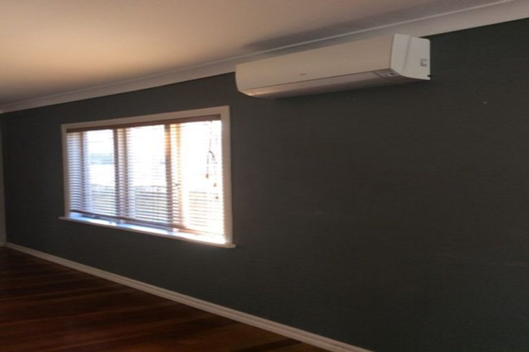 Photo of property in 2/248 Bucklands Beach Road, Bucklands Beach, Auckland, 2012