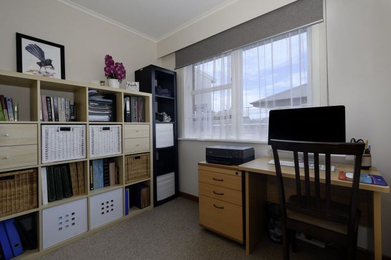 Photo of property in 2 Rimu Street, Gate Pa, Tauranga, 3112