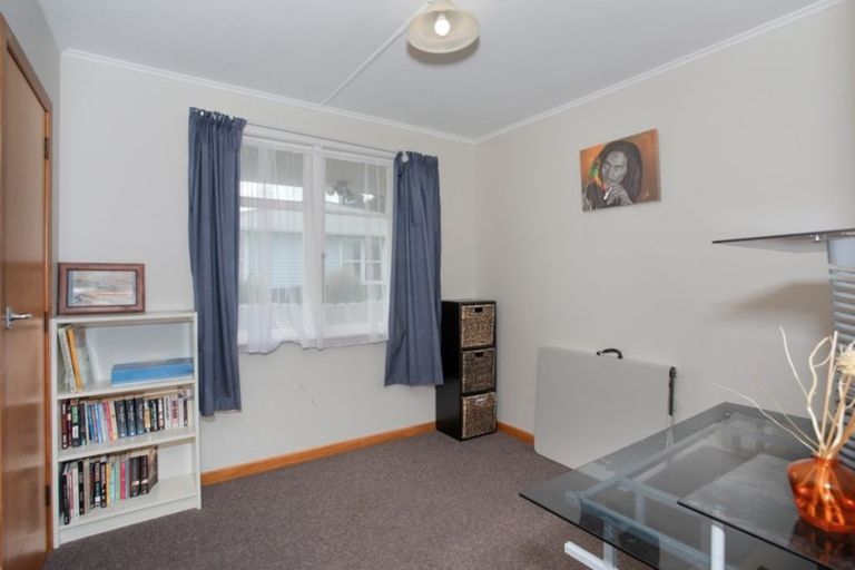 Photo of property in 14 Racecourse Avenue, Marton, 4710