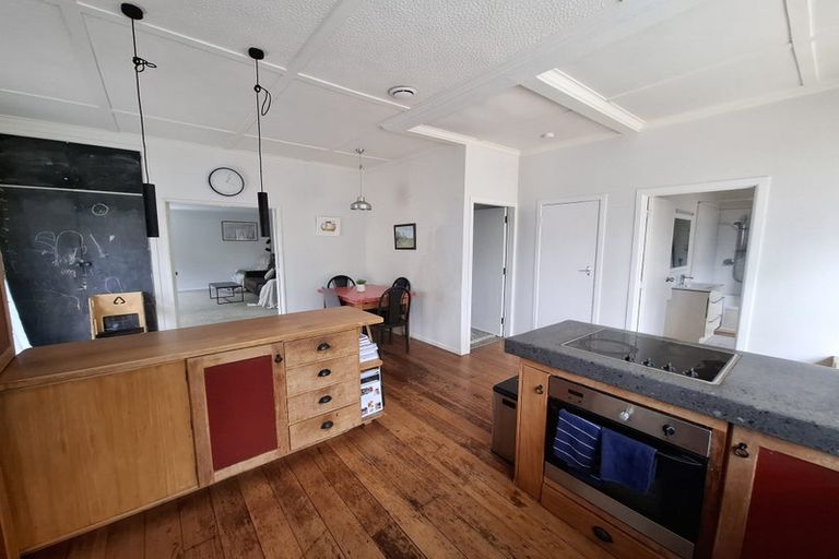 Photo of property in 222 Frankley Road, Frankleigh Park, New Plymouth, 4310