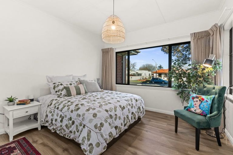 Photo of property in 27 Logan Avenue, Marewa, Napier, 4110
