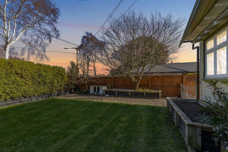 Photo of property in 1/96 Condell Avenue, Papanui, Christchurch, 8053