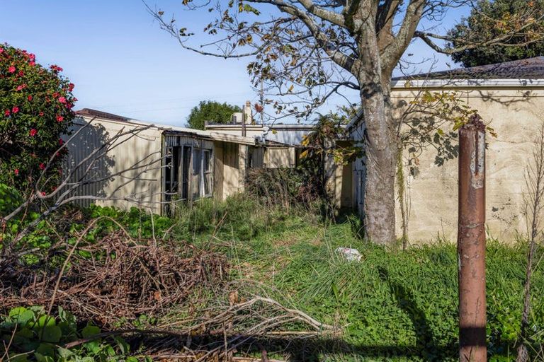 Photo of property in 87 Whitcombe Road, Opunake, 4616