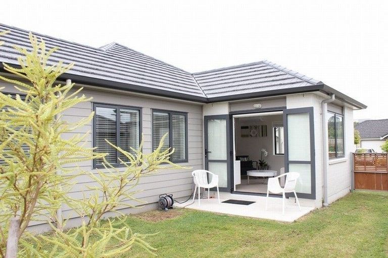 Photo of property in 22 Lanyard Street, Pyes Pa, Tauranga, 3112