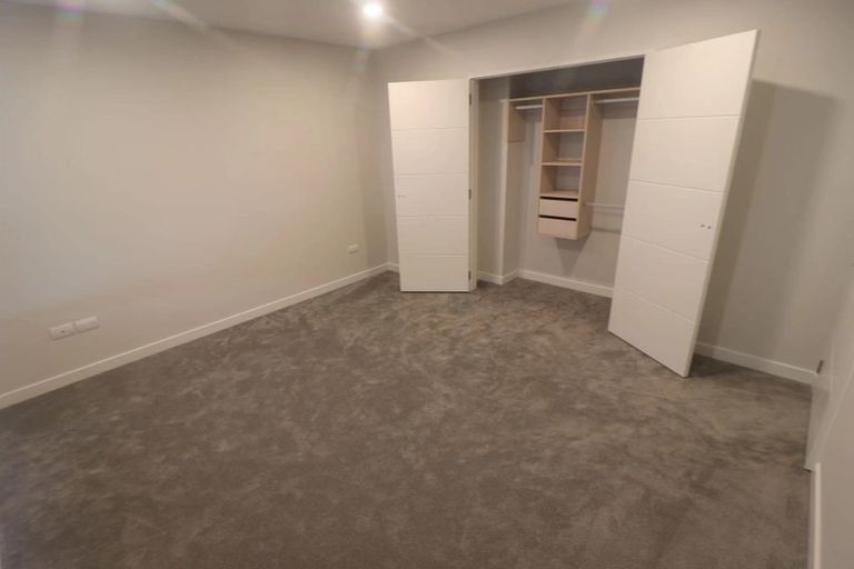 Photo of property in 10 Silvereye Road, Hobsonville, Auckland, 0616