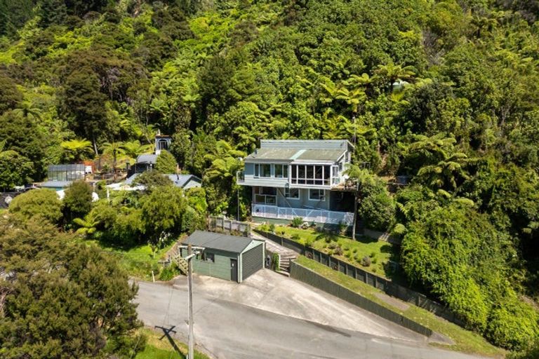 Photo of property in 17 Tumbledown Bay Road, Port Underwood, Picton, 7281