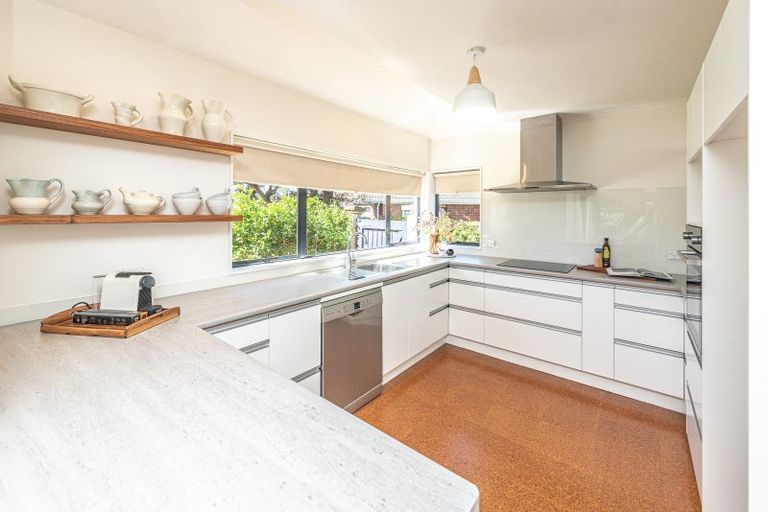 Photo of property in 21 Grey Street, College Estate, Whanganui, 4500