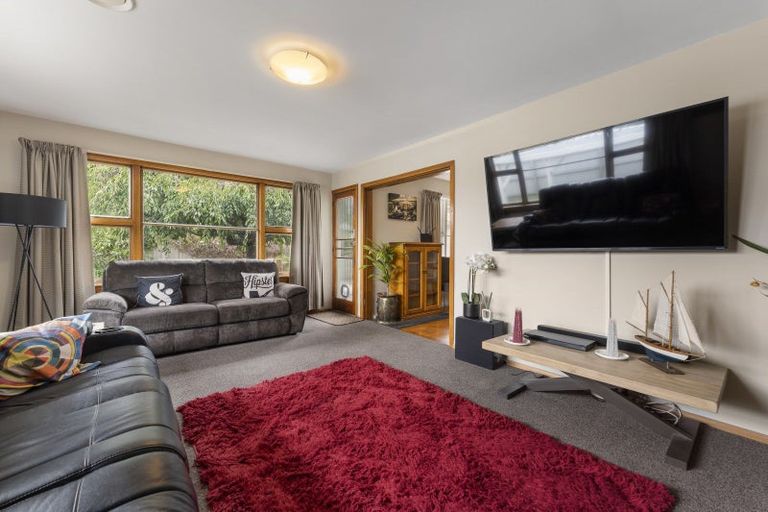 Photo of property in 5 Marshwood Place, Sockburn, Christchurch, 8042