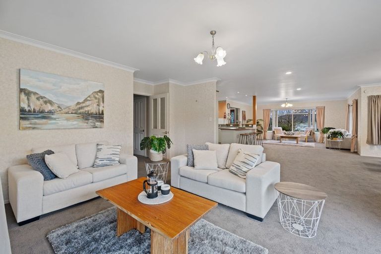 Photo of property in 4 Hunt Grove, Leamington, Cambridge, 3432