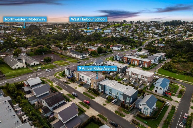 Photo of property in 9 Ambar Ridge Avenue, Massey, Auckland, 0614