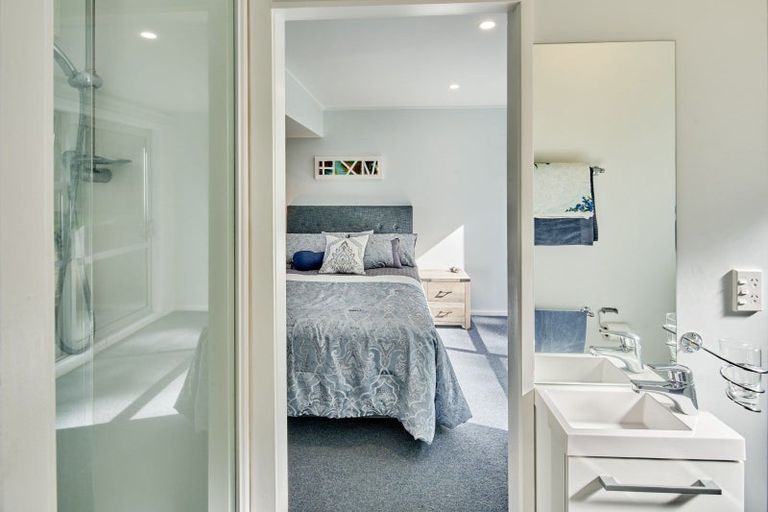 Photo of property in 67 Mulberry Street, Maungaraki, Lower Hutt, 5010