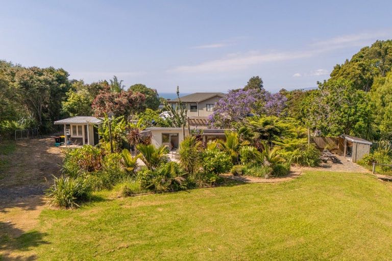 Photo of property in 35b Cuvier Crescent, Kuaotunu West, Whitianga, 3592