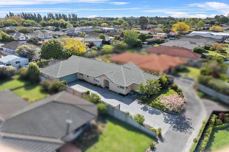 Photo of property in 14 Cayman Close, Shirley, Christchurch, 8052