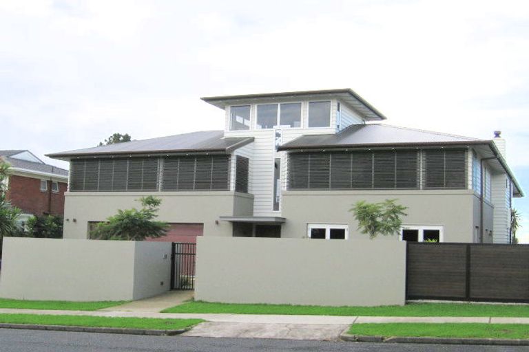 Photo of property in 38 Clovelly Road, Bucklands Beach, Auckland, 2012
