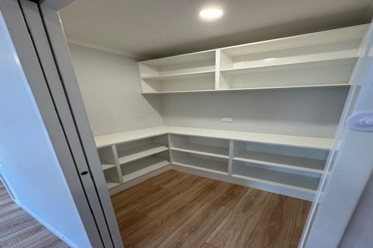 Photo of property in 18 Arahi Place, Rototuna North, Hamilton, 3210