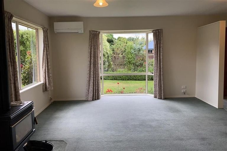 Photo of property in 2 Brooker Place, Kirwee, Darfield, 7571