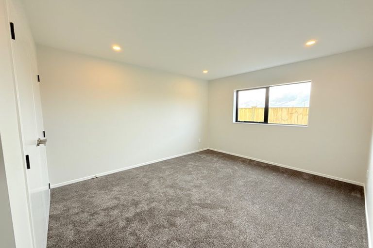 Photo of property in 71 Tributary Parade, Karaka, Papakura, 2113