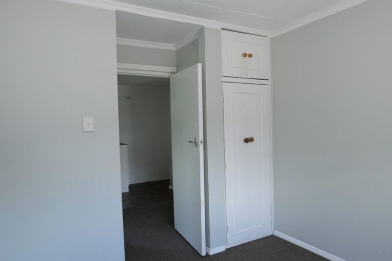 Photo of property in 22a Sussex Street, Levin, 5510