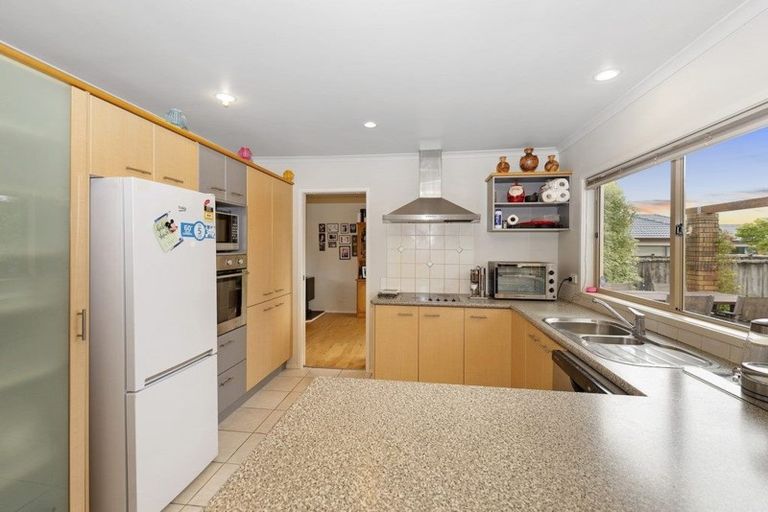 Photo of property in 81 Summerland Drive, Henderson, Auckland, 0612