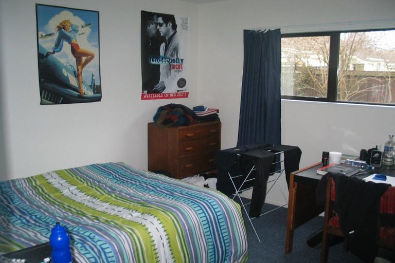 Photo of property in 17 Hillary Crescent, Upper Riccarton, Christchurch, 8041