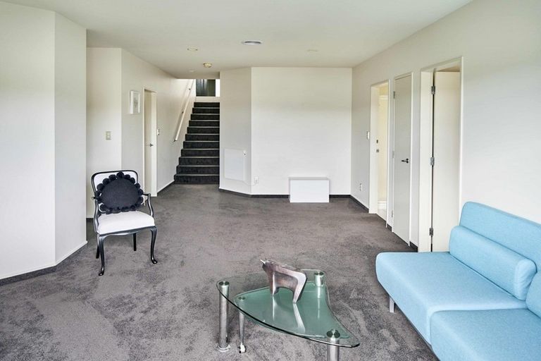 Photo of property in 17 Paremata Drive, Paremata, Porirua, 5024
