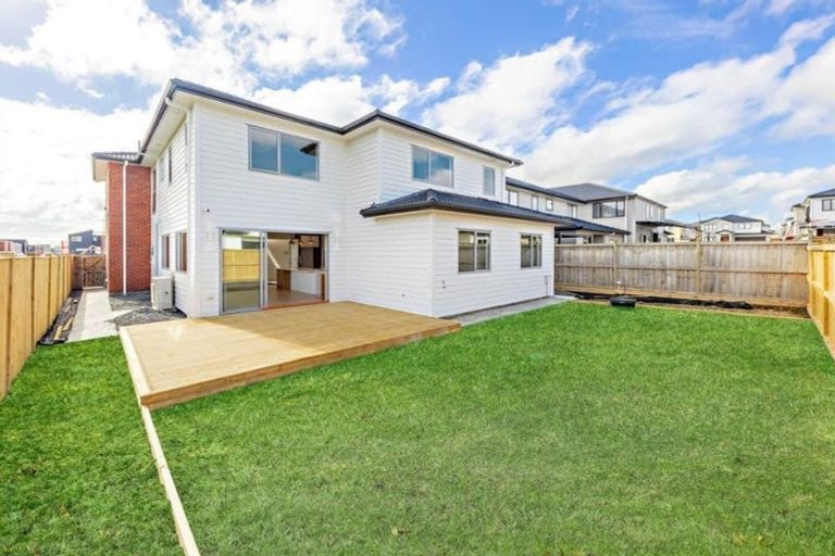 Photo of property in 24 Urney Drive, Flat Bush, Auckland, 2019