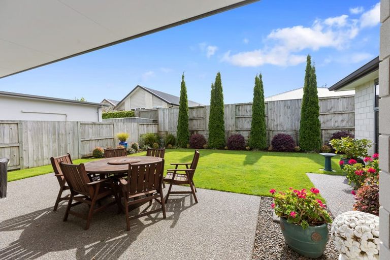 Photo of property in 142 Puhirake Crescent, Pyes Pa, Tauranga, 3112