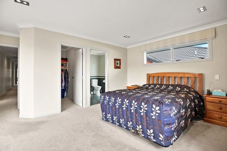 Photo of property in 17 Compton Grove, Huntington, Hamilton, 3210