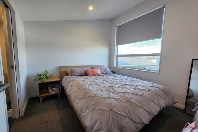 Photo of property in 2 Stone Street, Miramar, Wellington, 6022