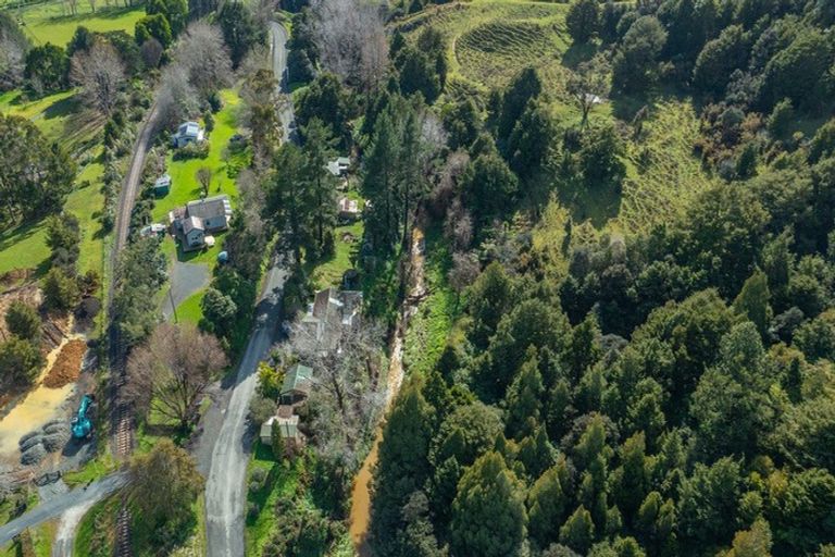 Photo of property in 1294 Ahuroa Road, Makarau, Warkworth, 0981