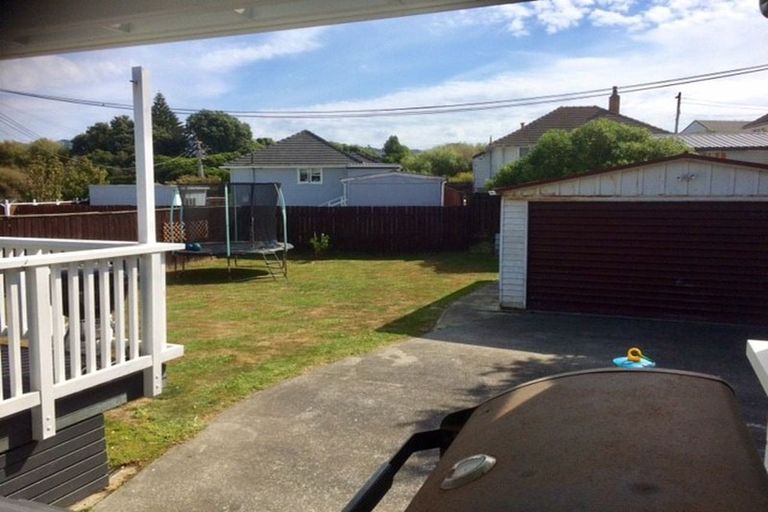 Photo of property in 23 Dimock Street, Titahi Bay, Porirua, 5022