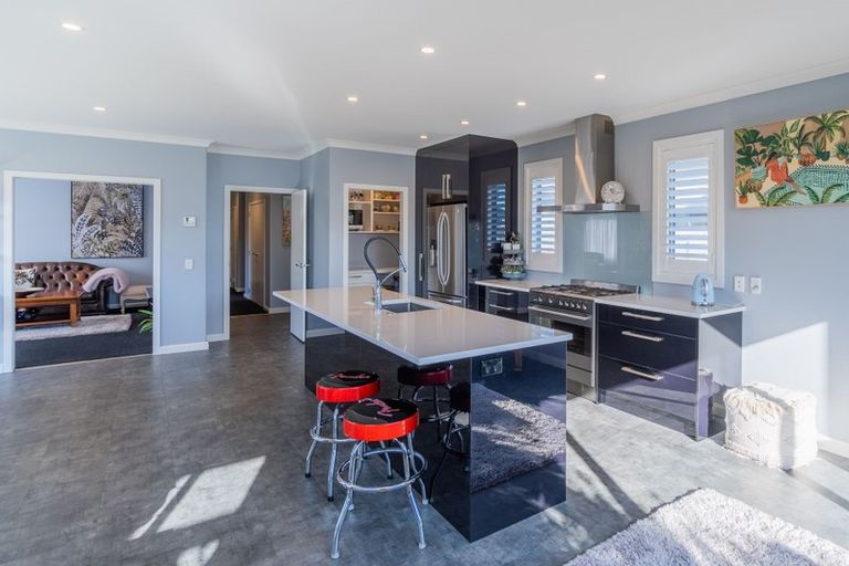 Photo of property in 9 Bridford Way, Paraparaumu, 5032