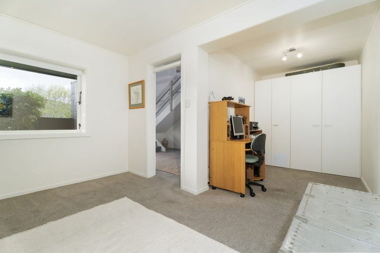 Photo of property in 9 Halswater Drive, Churton Park, Wellington, 6037