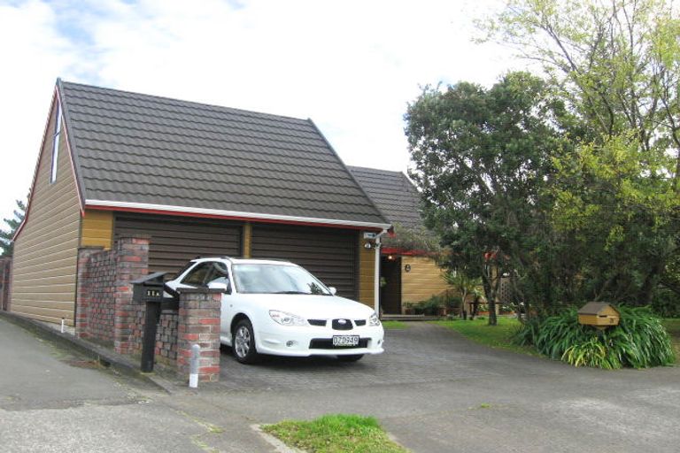 Photo of property in 21 Heathcote Place, Fitzherbert, Palmerston North, 4410