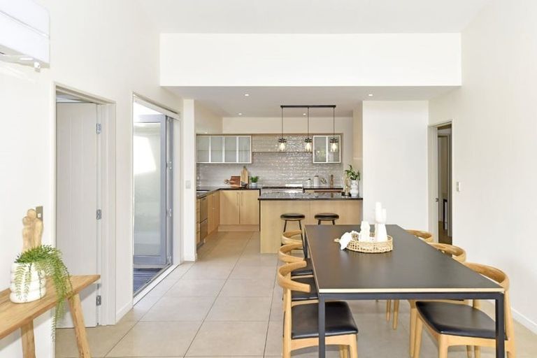 Photo of property in 11 Stonewall Place, Huntsbury, Christchurch, 8022