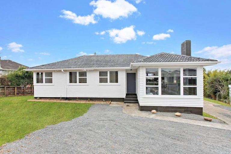 Photo of property in 94 Harrington Road, Henderson, Auckland, 0610