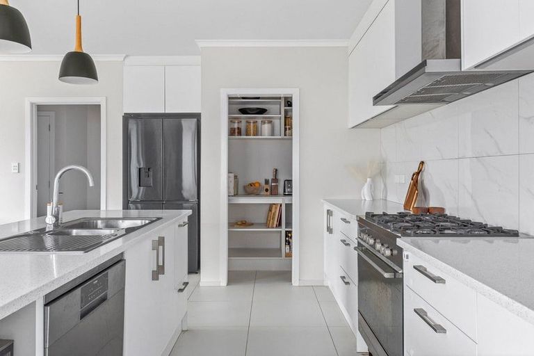 Photo of property in 6 Hehan Close, Cambridge, 3434