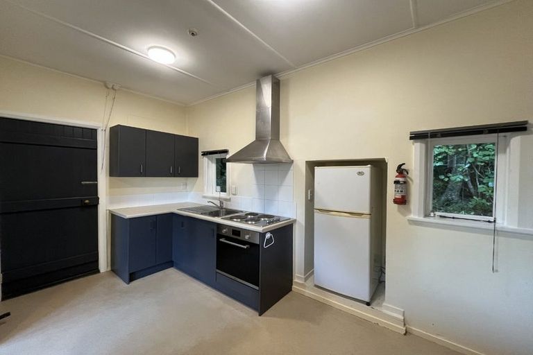 Photo of property in 325 Grays Road, Pauatahanui, Porirua, 5381