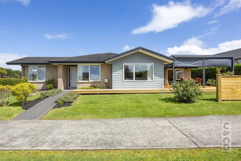 Photo of property in 43 Pitoitoi Drive, Riverhead, 0820