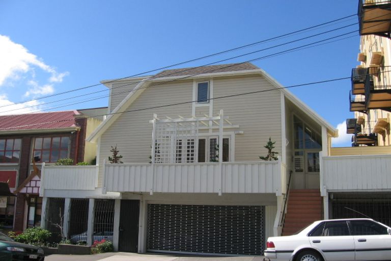 Photo of property in 31 Majoribanks Street, Mount Victoria, Wellington, 6011