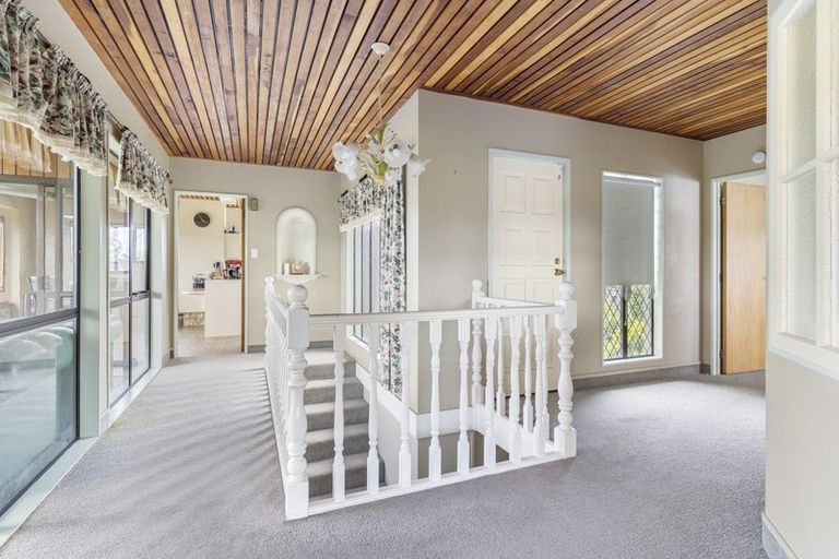 Photo of property in 61 Links View Drive, Omokoroa, 3114