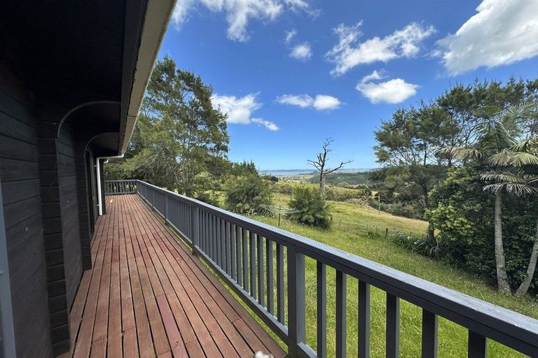 Photo of property in 94 Mclachlan Road, Kaukapakapa, Warkworth, 0984