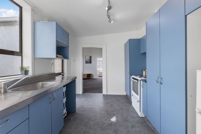 Photo of property in 10 Dick Street, South Dunedin, Dunedin, 9012