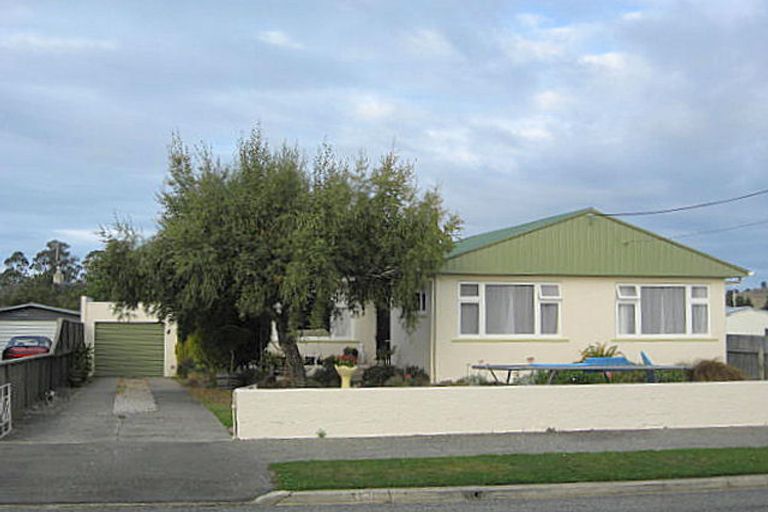 Photo of property in 21 Glendale Crescent, Holmes Hill, Oamaru, 9401