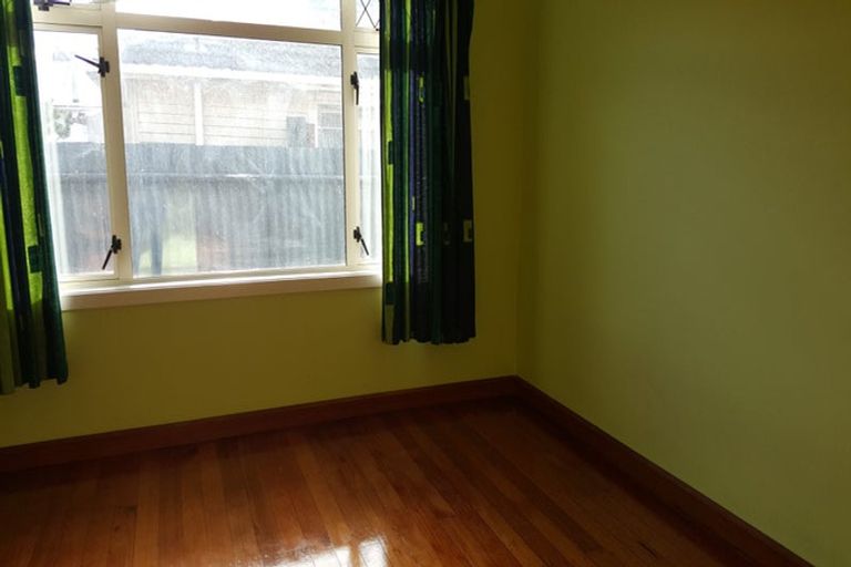 Photo of property in 42 Tabart Street, Woolston, Christchurch, 8023