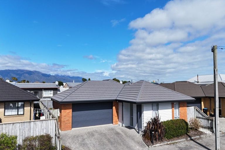 Photo of property in 10b Pakington Street, Westport, 7825