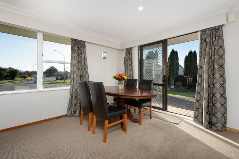 Photo of property in 11 Carol Place, Otumoetai, Tauranga, 3110