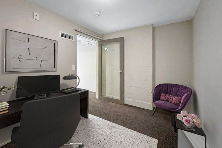 Photo of property in Sharella Living, 20 Glenmore Street, Thorndon, Wellington, 6011