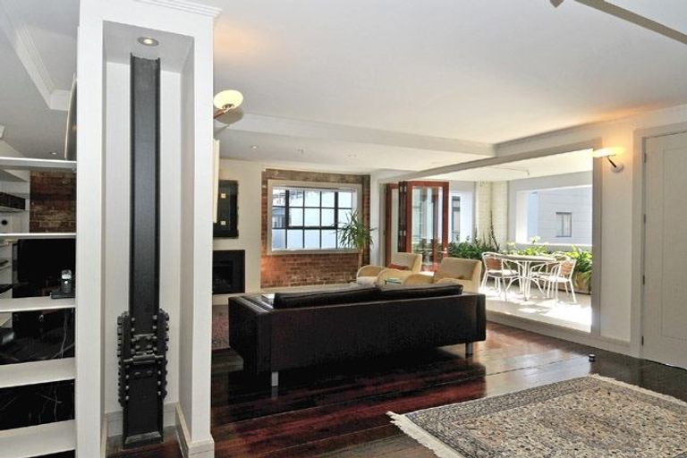 Photo of property in 11/20 Egmont Street, Te Aro, Wellington, 6011