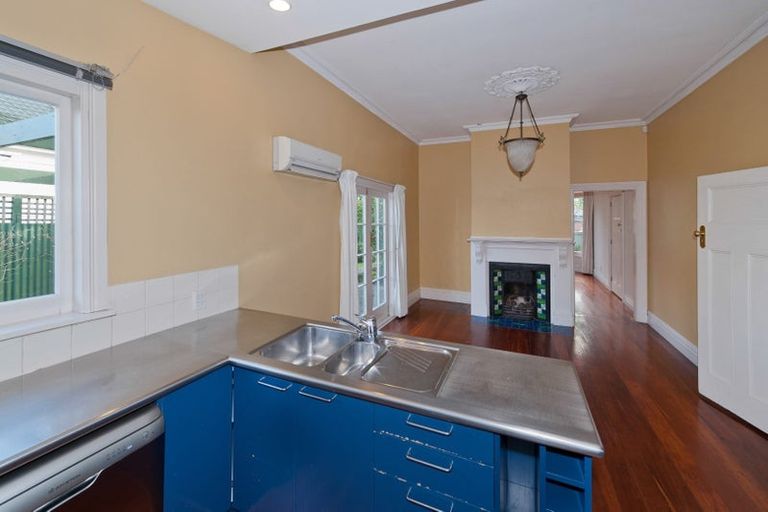 Photo of property in 44 Oxley Avenue, St Albans, Christchurch, 8014